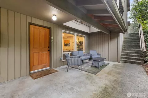 8515 Main St #103, Edmonds, WA 98026