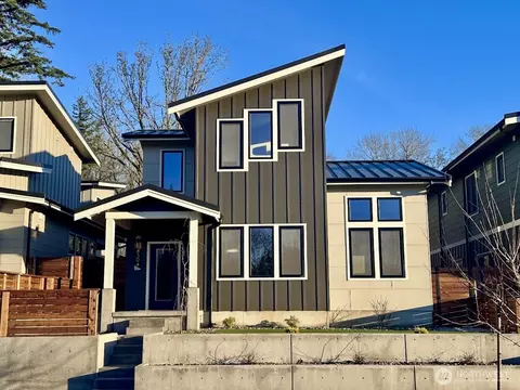 4304 Creston Way, Bellingham, WA 98226