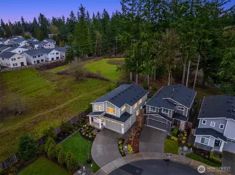 View/Area - 18627 Meridian Pl W, Bothell, WA 98012 photo 1 of 6
