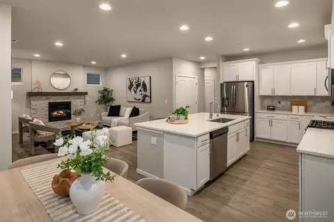 Kitchen - 18627 Meridian Pl W, Bothell, WA 98012 photo 5 of 5