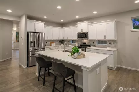 Kitchen - 18627 Meridian Pl W, Bothell, WA 98012 photo 1 of 5