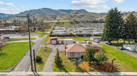 1210 N Western Ave, Wenatchee, WA 98801