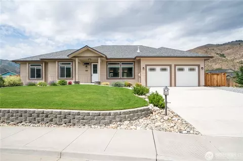 1020 Columbia Pt, Entiat, WA 98822