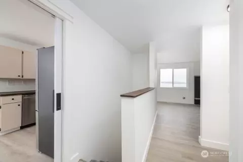 Entry Way - 11586 Scott Rd, Bow, WA 98232 photo 2 of 2