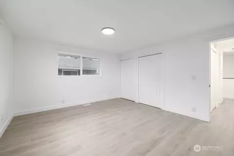 Bedroom - 11586 Scott Rd, Bow, WA 98232 photo 1 of 2