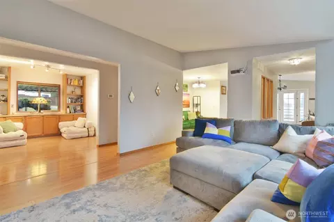 12611 NE 197th St, Bothell, WA 98011 photo 15