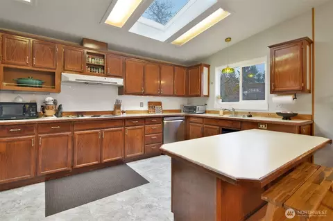 12611 NE 197th St, Bothell, WA 98011 photo 8