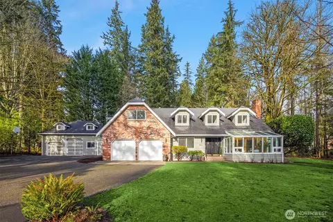 18604 NE 189th St, Woodinville, WA 98077
