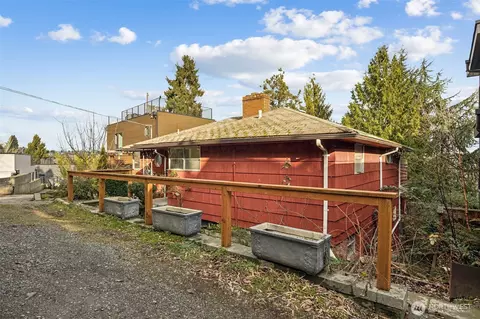 Exterior - 2409 Boyer Ave E, Seattle, WA 98112 photo 2 of 2