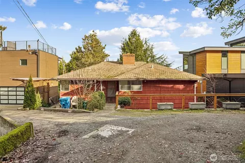 Exterior - 2409 Boyer Ave E, Seattle, WA 98112 photo 1 of 2