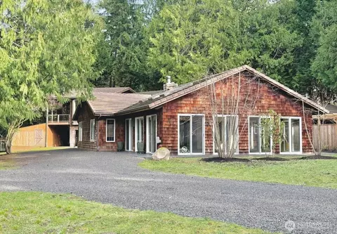 6132 NE Carlin Ct, Kingston, WA 98346