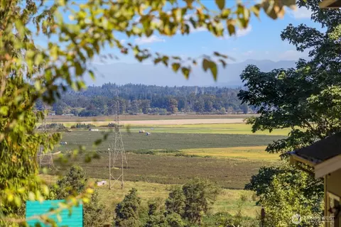 11612 62nd Ave SE, Snohomish, WA 98296