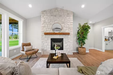 Living - 1012 Night Hawk Way, Everson, WA 98247 photo 4 of 4