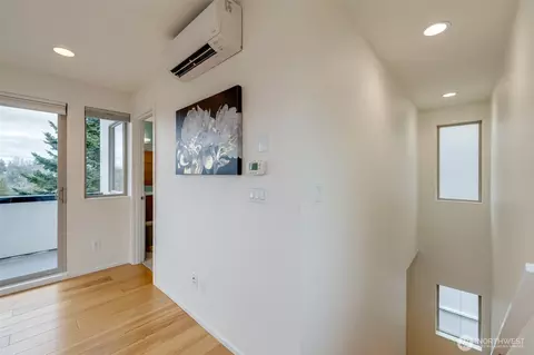Entry Way - 781 26th Ave E, Seattle, WA 98112 photo 3 of 3