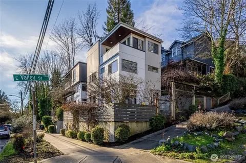 781 26th Ave E, Seattle, WA 98112