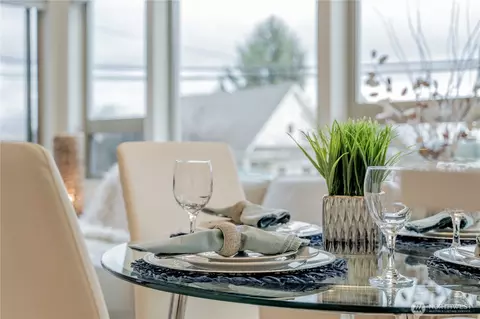 Dining - 781 26th Ave E, Seattle, WA 98112 photo 1 of 3
