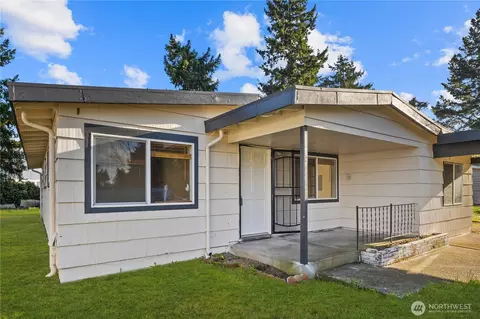 31368 13th Ave S, Federal Way, WA 98003
