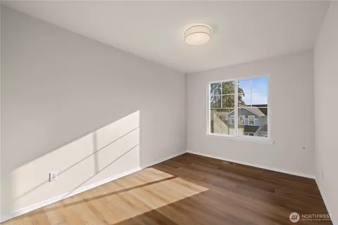 Bedroom - 105 202nd St SE, Bothell, WA 98012 photo 5 of 5