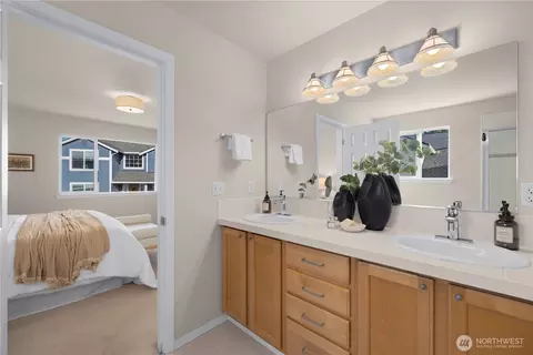 Bath - 105 202nd St SE, Bothell, WA 98012 photo 2 of 4