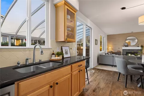 Kitchen - 105 202nd St SE, Bothell, WA 98012 photo 7 of 7