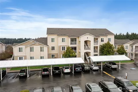 10011 186th St E #241, Puyallup, WA 98375
