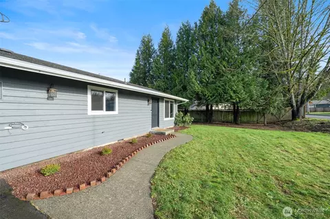 Exterior - 731 High Ave, Sultan, WA 98294 photo 3 of 10