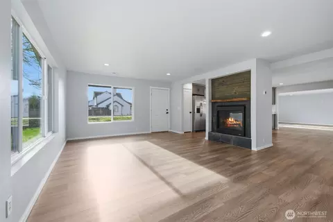 Living - 731 High Ave, Sultan, WA 98294 photo 6 of 7