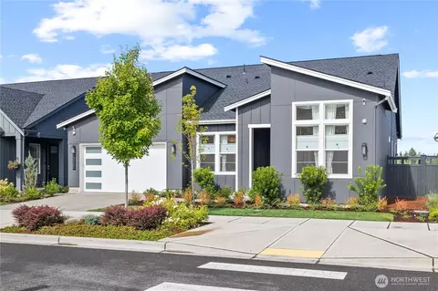 23380 SE Larch St, Black Diamond, WA 98010