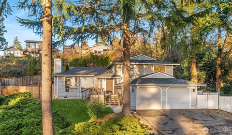 11214 80th Ave NE, Kirkland, WA 98034