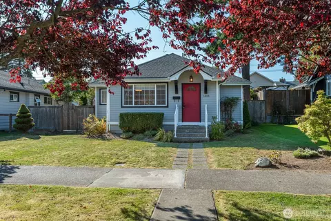 1418 Oakes Ave, Everett, WA 98201