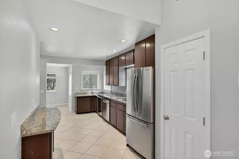 Other - 1418 Oakes Ave, Everett, WA 98201 photo 2 of 9
