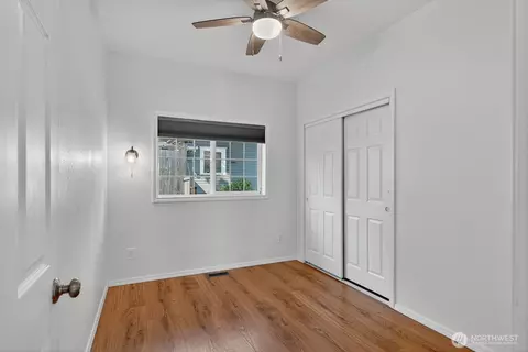 Bedroom - 1418 Oakes Ave, Everett, WA 98201 photo 2 of 3