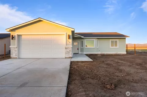 729 P St NE, Quincy, WA 98848