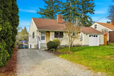 11815 20th Ave SW, Burien, WA 98146