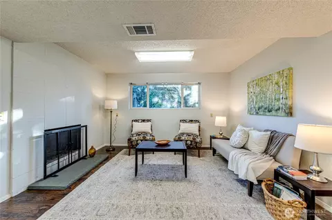 Living - 625 215th St SW, Bothell, WA 98021 photo 3 of 3