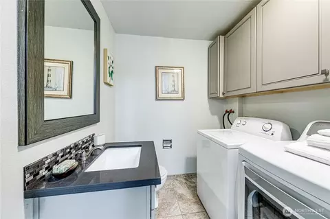 Other - 625 215th St SW, Bothell, WA 98021 photo 3 of 7