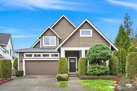 2200 NE Newton Ln, Issaquah, WA 98029