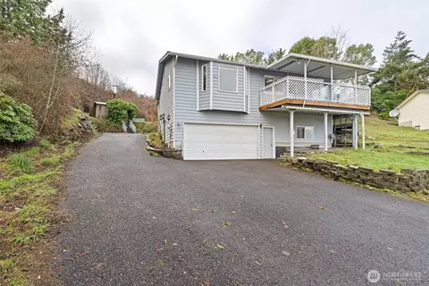 233 Lupine Dr, Sequim, WA 98382