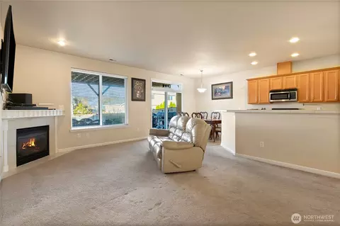 Living - 509 Balmer St SW, Orting, WA 98360 photo 1 of 1