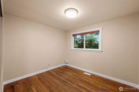 Bedroom - 6205 W Beech St, Everett, WA 98203 photo 2 of 2