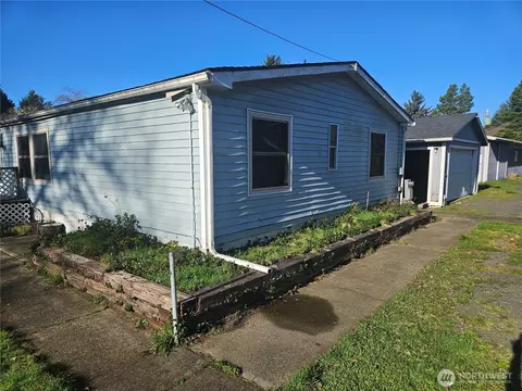 2007 41st Pl, Seaview, WA 98644