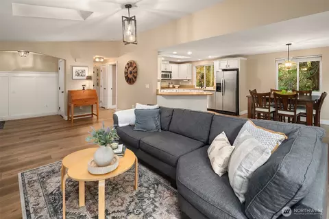 Living - 24225 SE 376th St, Enumclaw, WA 98022 photo 1 of 2