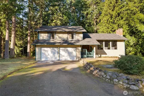 4119 Tartan Way, Clinton, WA 98236