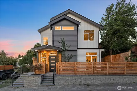 9230 22nd Ave SW, Seattle, WA 98106