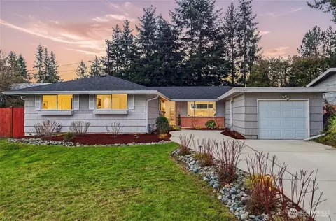 14245 Lake Hills Blvd, Bellevue, WA 98007