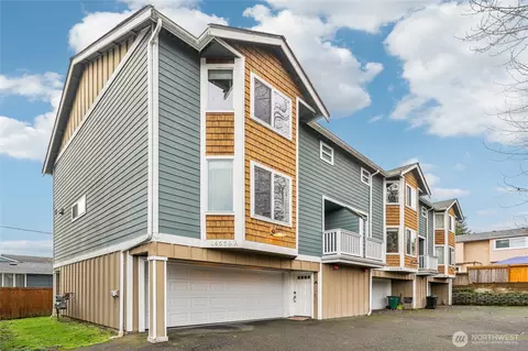 14539 32nd Ave NE #A, Shoreline, WA 98155