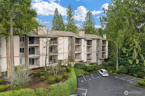 11639 100th Ave NE #7-B, Kirkland, WA 98034
