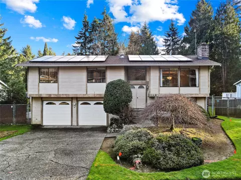 10914 165th Pl NE, Redmond, WA 98052