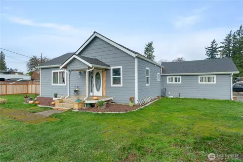 212 E Jefferson St, Napavine, WA 98565