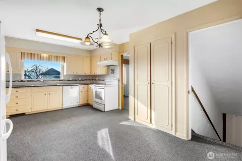 319 E 3rd St, Lind, WA 99341 photo 12